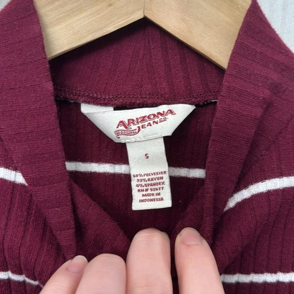 Arizona Jean Co. Mock Neck Ribbed Sleeveless Crop Top - Picture 3 of 3